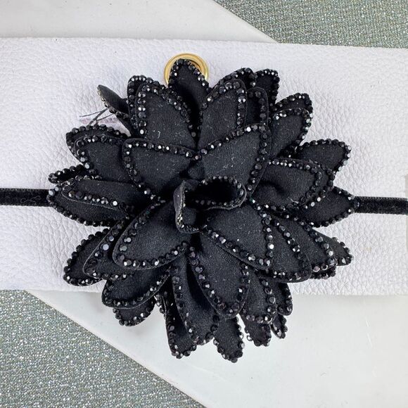 New! Free People Elegant Black Floral Choker Necklace - Picture 2 of 11